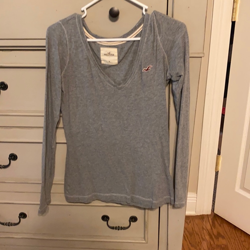 Long sleeve v neck